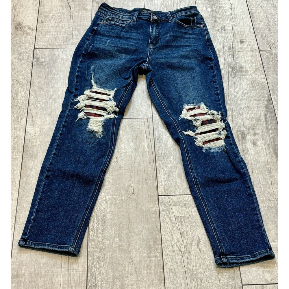 Judy‎ Blue Mid Rise Boyfriend Fit Stretch Destroyed Jeans 11/30 Buffalo Plaid